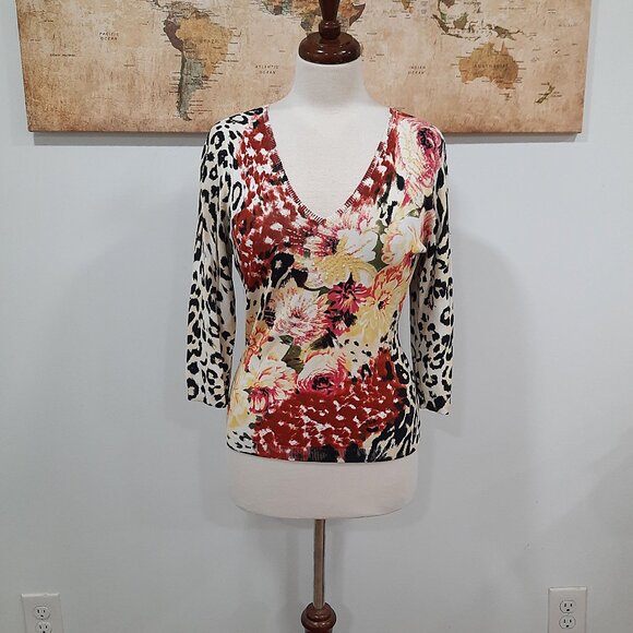 Floral/leopard/sequin stretch sweater - BCBG Max Azria brand - Picture 12 of 12